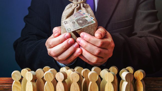 YouTube Migrate to Europe cost by foreigners